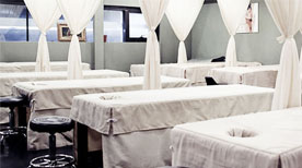 學(xué)校
環(huán)境 學(xué)校環(huán)境