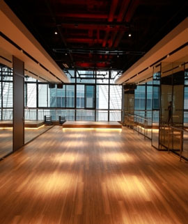 學(xué)校
環(huán)境 學(xué)校環(huán)境