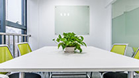 學(xué)校環(huán)境 學(xué)校環(huán)境