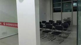 學(xué)
校環(huán)境 學(xué)校環(huán)境