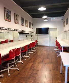 成都桦妆造型艺术学校休息区