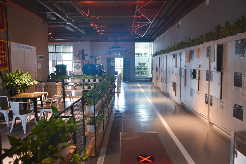 Q2S5GLM[6K0KYZ)IQCGN%BT