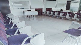 环飞外

航国际空乘培训中心理论课堂