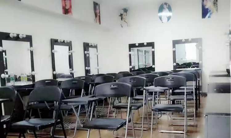 成都北影国际学校教室