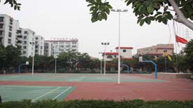广东省冶金技工学校学校环境 篮球场