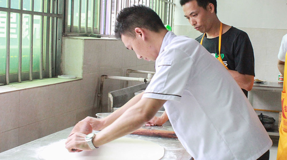 东莞煌旗土家酱香饼基础实操 东莞煌旗土家酱香饼基础实操