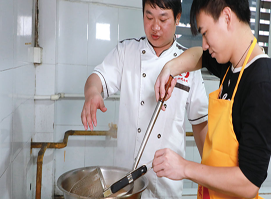 东莞串串香培训 基础实操