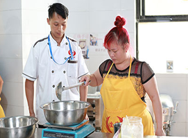 长沙臭豆腐培训 基础实操