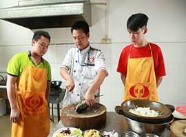 东莞煌旗培训 川菜基础操作 东莞煌旗培训 川菜基础操作