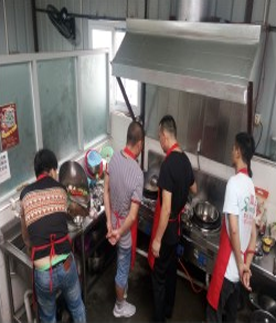 東莞真島小吃培訓(xùn)學(xué)校 學(xué)校環(huán)境 東莞真島小吃培訓(xùn)學(xué)校 學(xué)校環(huán)境