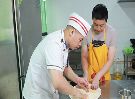 8AIX737J))%30M[EF3K~905