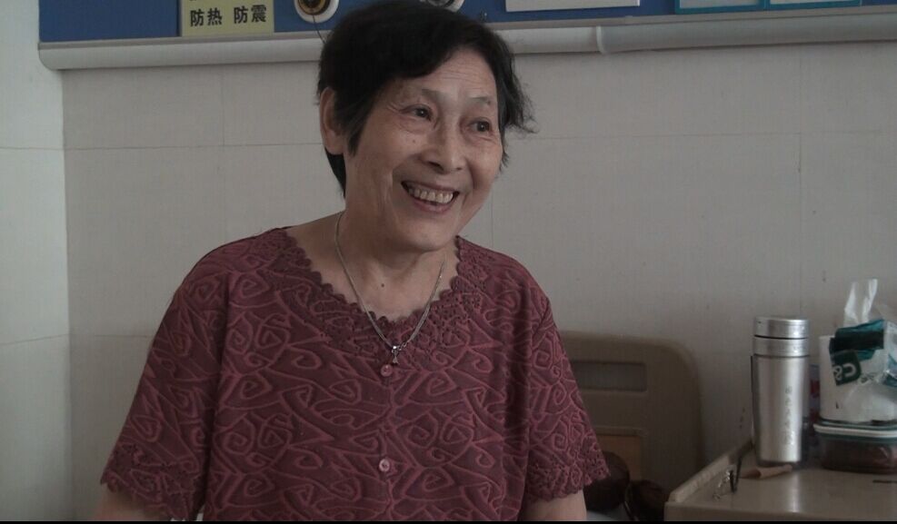 老师 (2) 老师 (2)