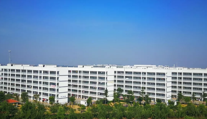 广州工商学院三水校区 学校宿舍 广州工商学院三水校区 学校宿舍