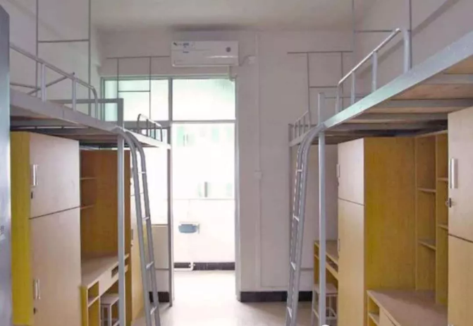 广州工商学院三水校区宿舍环境 广州工商学院三水校区宿舍环境