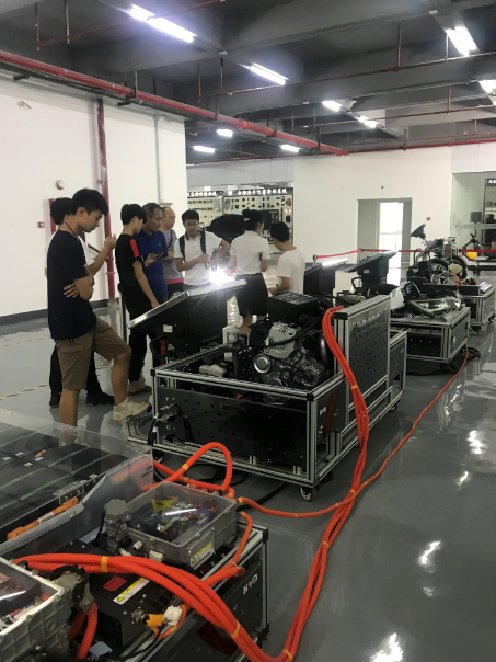 广州市实验技工学校 新能源汽车 广州市实验技工学校 新能源汽车