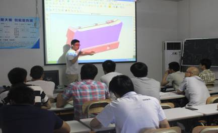 UG数控编程教学现场 UG数控编程教学现场