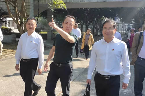 参观校园