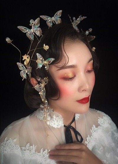 化妆 (4) 化妆 (4)