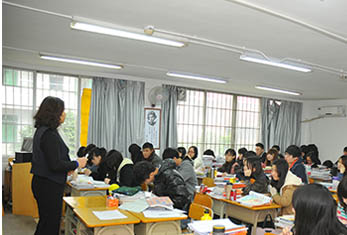 華科課堂風(fēng)采 華科課堂風(fēng)采