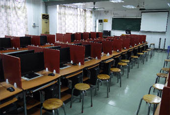 交流中心-课堂环境