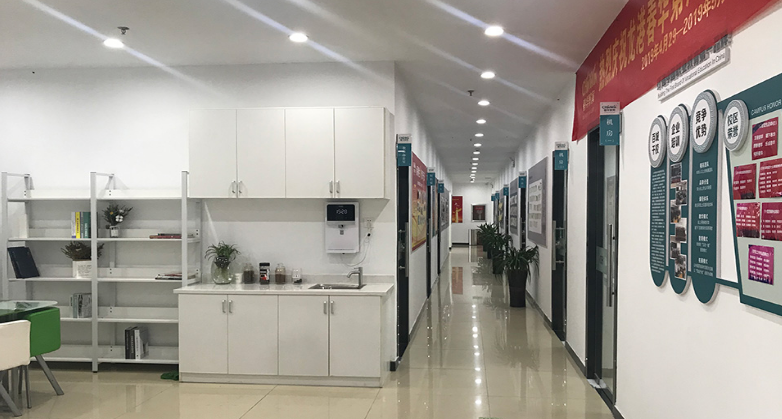 教學(xué)環(huán)境 教學(xué)環(huán)境