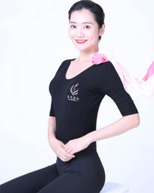 亚美国际礼仪赵老师