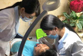 敏老师美牙学校-课堂剪影 
敏老师美牙学校-课堂剪影