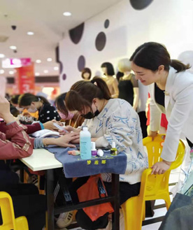 梦莲娜活动环境