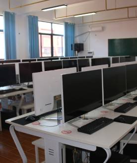 学校环境 (4) 学校环境 (4)