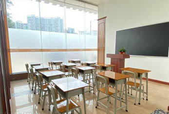 华清教育

-课室环境