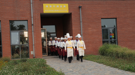 校園環(huán)境 校園環(huán)境