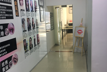 爱尚国际美妆-内景