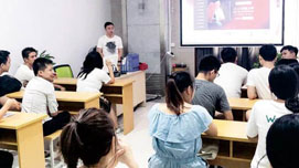 深圳深领程教育教学环境2