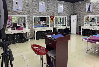 纤艺美业学校-教学环境