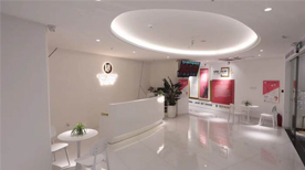 金杰舞蹈培訓(xùn)學(xué)校前臺(tái)大廳 金杰舞蹈培訓(xùn)學(xué)校前臺(tái)大廳