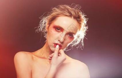 化妆培训 (1) 化妆培训 (1)