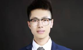 UI设计讲师：曹老师