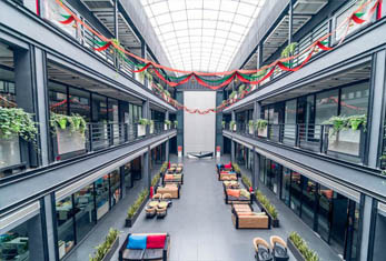 廣州翡翠教育-學(xué)校環(huán)境 廣州翡翠
教育-學(xué)校環(huán)境