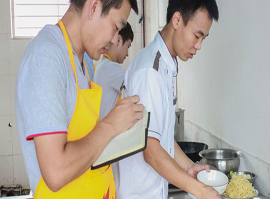 C4V(T2[YUTGVFNU1$@R`JVU