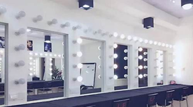 上海廖凡国际美妆艺术教育学校环境-教室 上海廖凡国际美妆艺术教育学校环境-教室