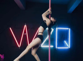 深圳万紫园钢管舞