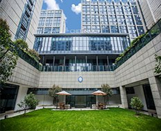 学校庭院 学校庭院