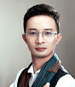 余老师 余老师