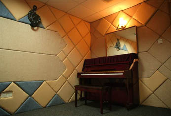 广州博艺-钢琴房