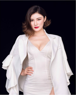 上海艺上美容美发形象设计培训学院美容师:毛毛老师 上海艺上美容美发形象设计培训学院美容师:毛毛老师
