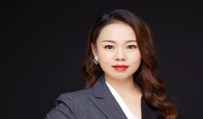 上海艺上美容美发形象设计培训学院美容师：惠子老师