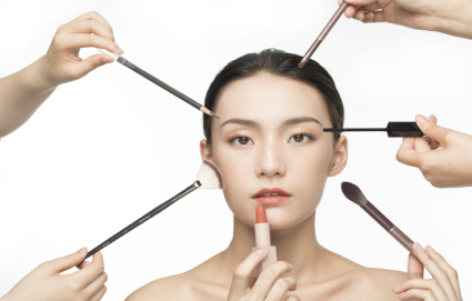 化妆美甲半永久形象设计课程