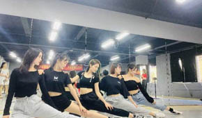 广州淘金教育的学员风采