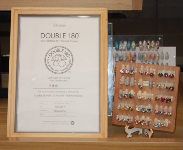 2017.10 获得Double 180“3D Experience Course 1"课程认定资质 2017.10 获得Double 180“3D Experience Course 1"课程认定资质