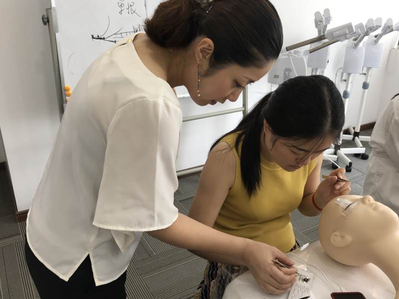 上海InsNails日式美甲美睫培训学校美睫教学现场 上海InsNails日式美甲美睫培训学校美睫教学现场